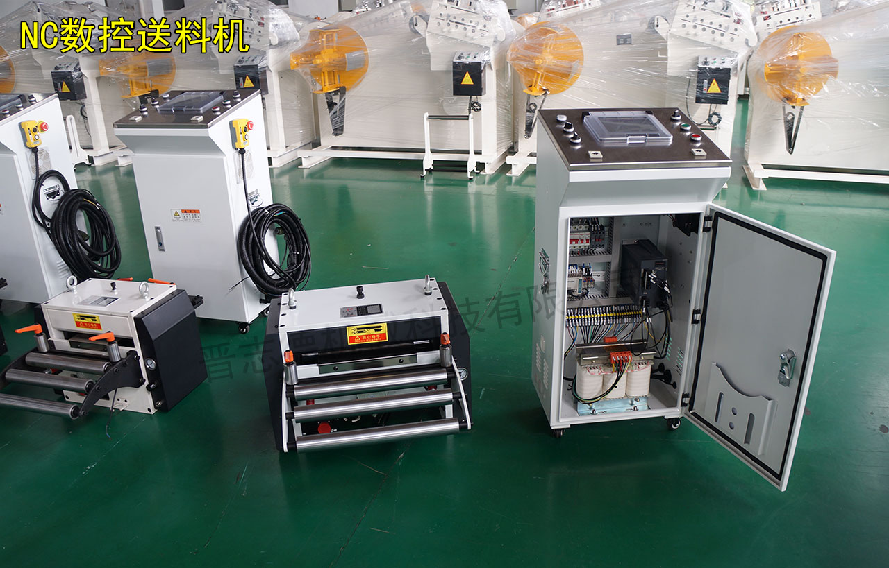 送料機(jī)交付浙江客戶(hù)